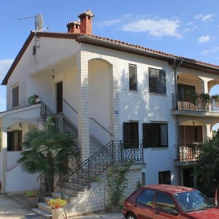 Apartment Radovan Пореч Екстериор снимка