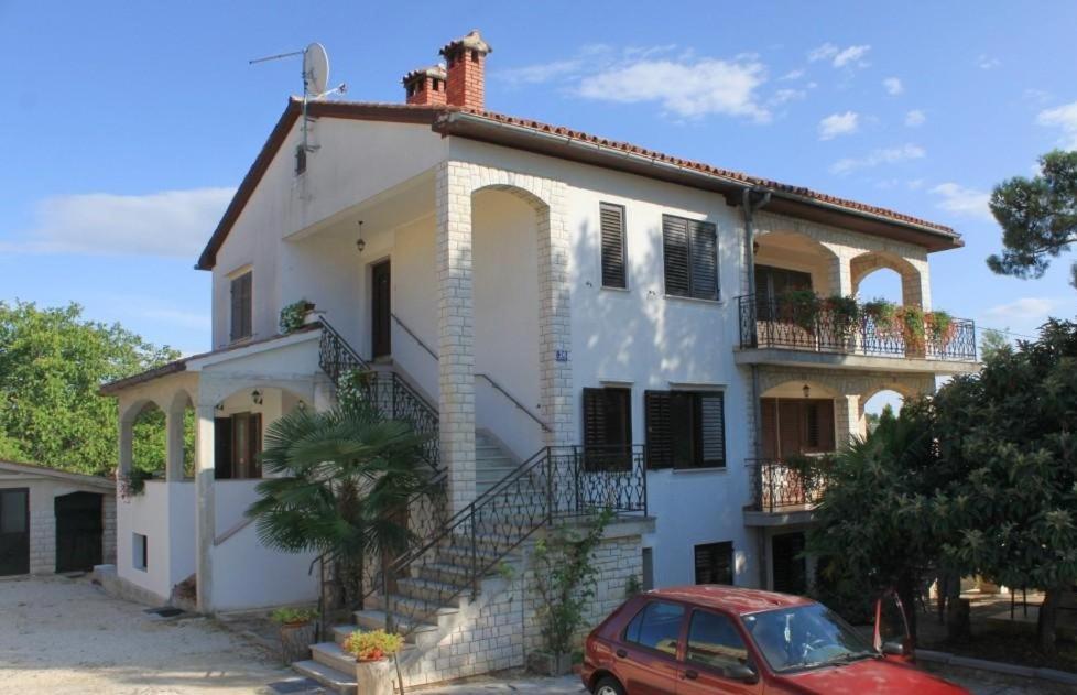Apartment Radovan Пореч Екстериор снимка