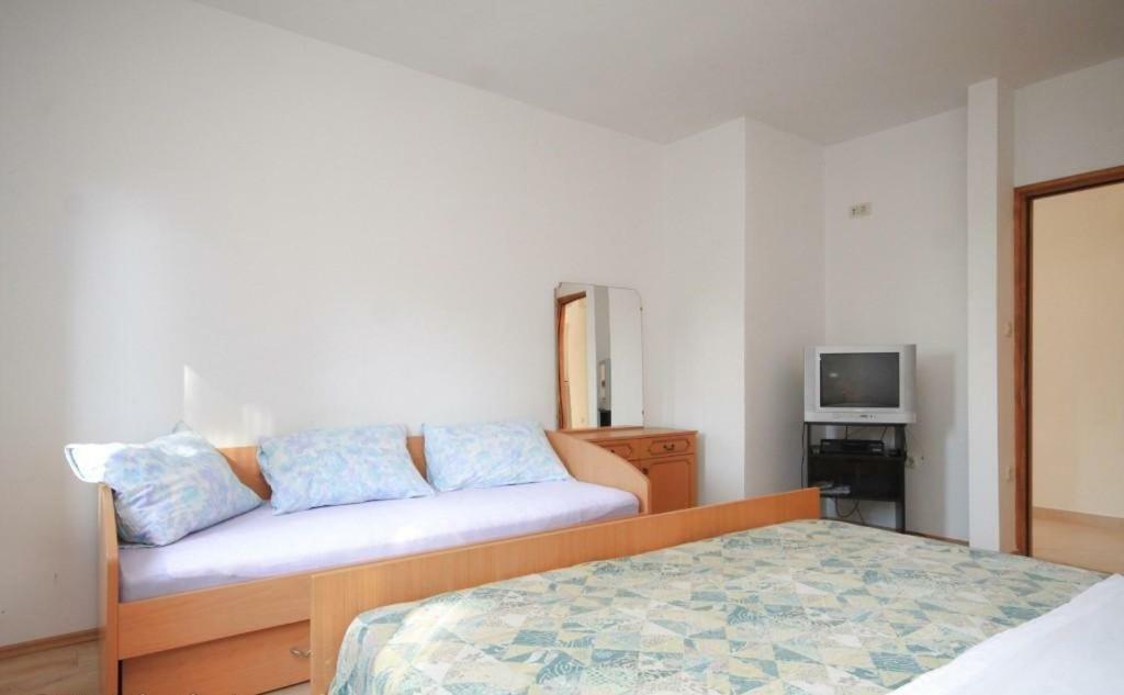 Apartment Radovan Пореч Екстериор снимка